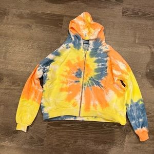 So Nikki hoodie girls L